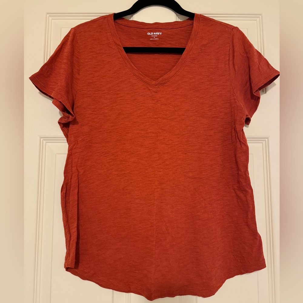 Women’s Old Navy V-Neck Size M